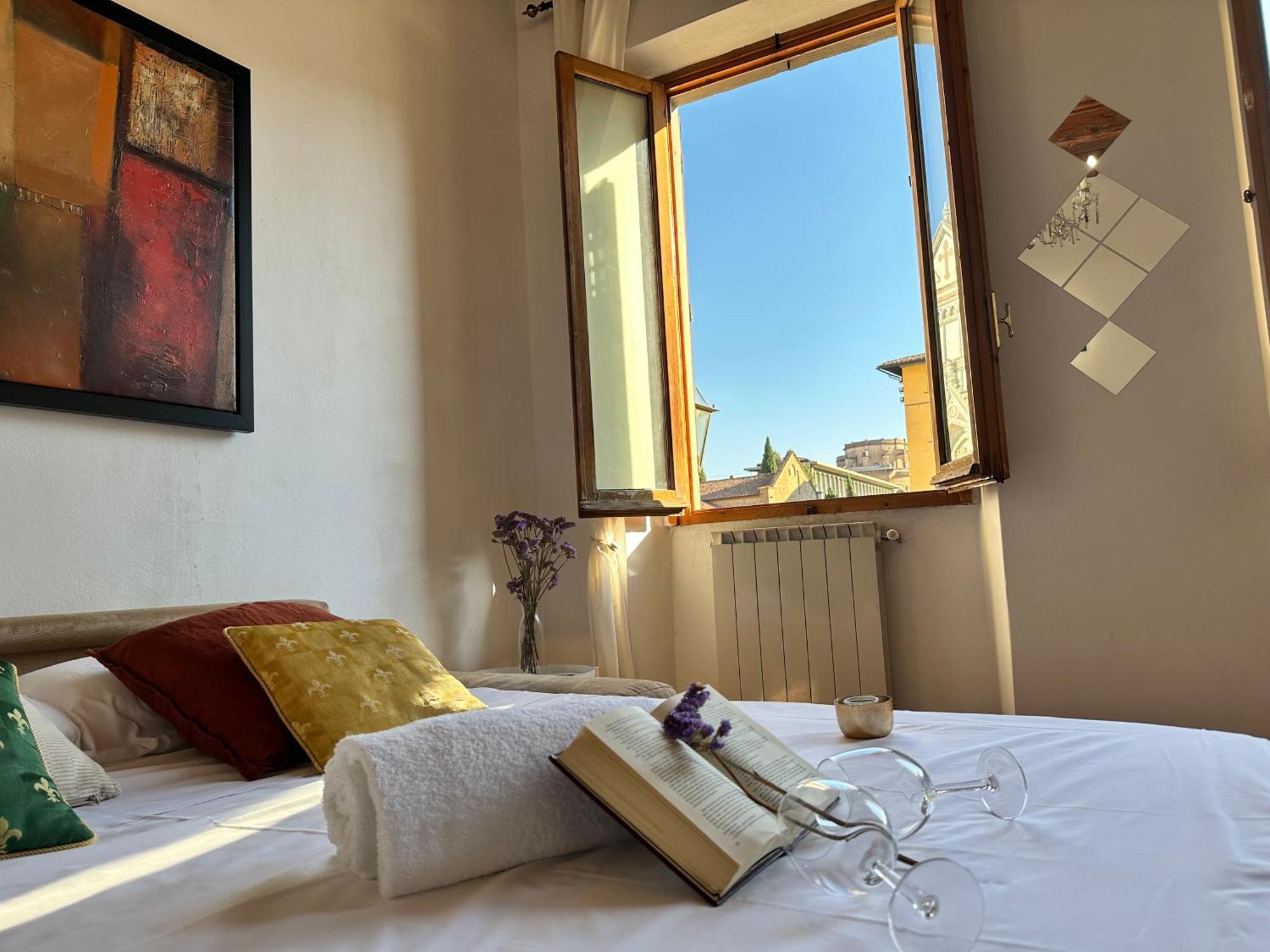 Ferienwohnung Luxurious View On Santa Croce Florenz Exterior foto