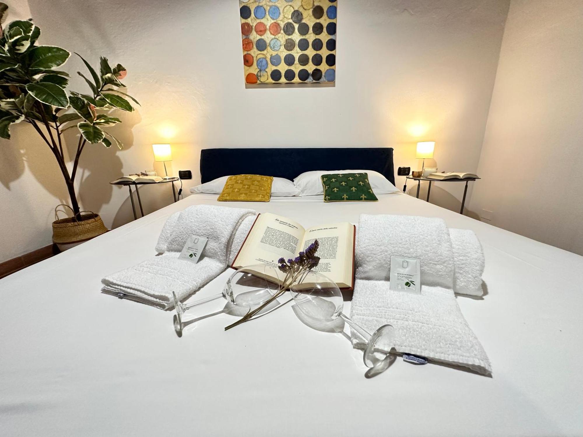 Ferienwohnung Luxurious View On Santa Croce Florenz Exterior foto